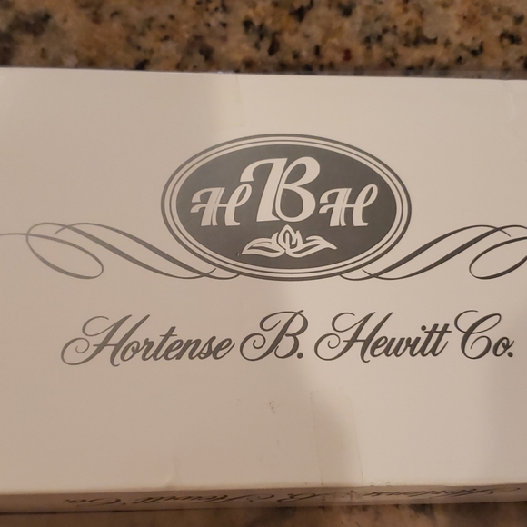 NIB cake serving set - Picture 3 of 3